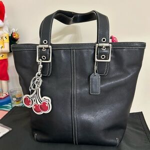 Vintage Coach Hampton Black Leather Tote with NWT Coach Cherry Hangtag